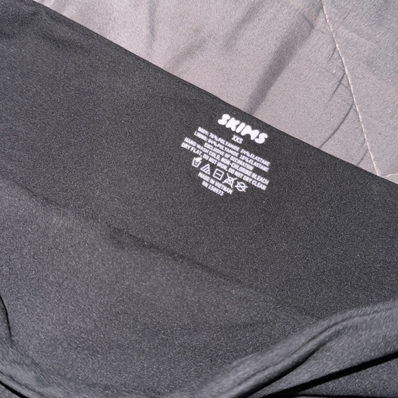 SKIMS FITS EVERYBODY BANDEAU - Picture 2 of 5